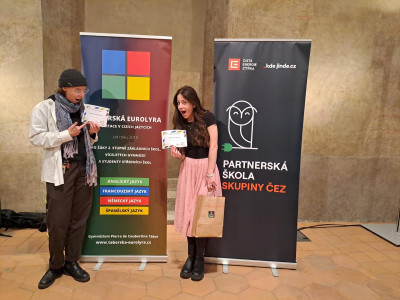 Jaké to je recitovat v cizím jazyce?