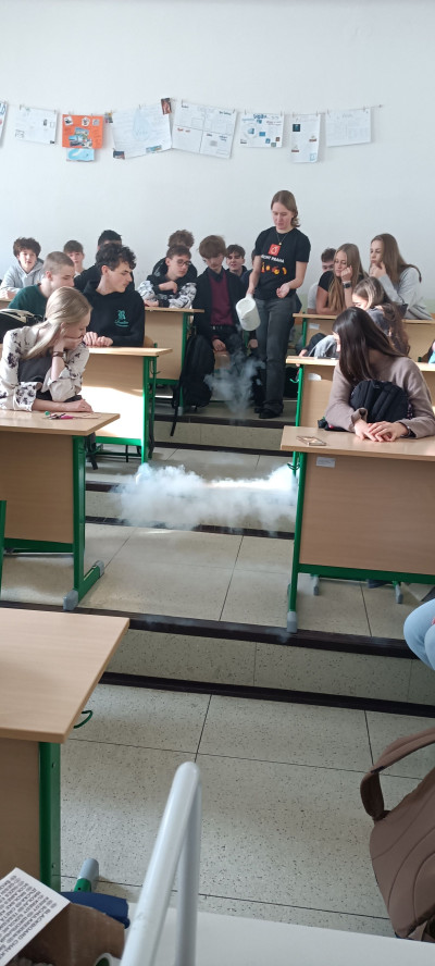 Den moderní chemie aneb jak jsme ochutnali chemii!