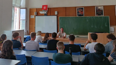 Beseda se senátorem Zbyňkem Sýkorou