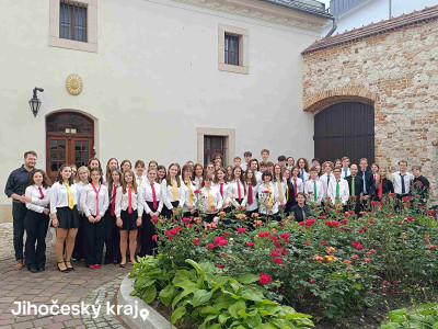 Mendík zazpíval českým krajanům v polském Krakově