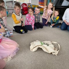 III. třída   Volám Tě sluníčko, vyjdi aspoň maličko