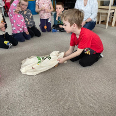 III. třída   Volám Tě sluníčko, vyjdi aspoň maličko