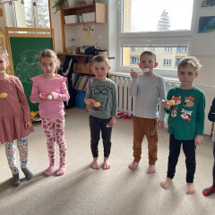 III. třída   Volám Tě sluníčko, vyjdi aspoň maličko