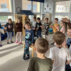 III. třída   Volám Tě sluníčko, vyjdi aspoň maličko