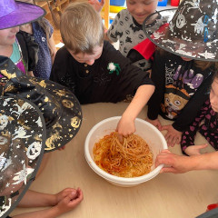 III. třída   Volám Tě sluníčko, vyjdi aspoň maličko