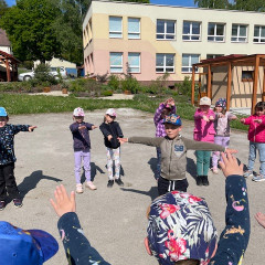 III. třída   Volám Tě sluníčko, vyjdi aspoň maličko