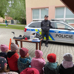 III. třída   Volám Tě sluníčko, vyjdi aspoň maličko