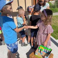 III. třída - Jen si děti všimněte, že žijeme na jedné planetě