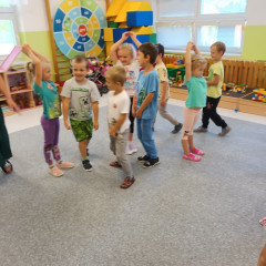 Co přinášíš podzime, to se brzy dozvíme 25/26 Kytičky