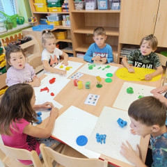 Co přinášíš podzime, to se brzy dozvíme 25/26 Kytičky