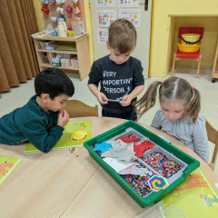 Co přinášíš podzime, to se brzy dozvíme 25/26 Sluníčka