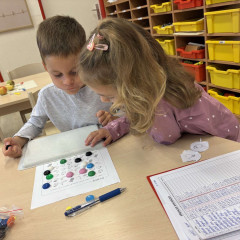 II. třída - červená - Co přinášíš podzime, to se brzy dozvíme!