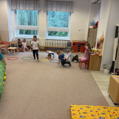 II. třída - červená - Co přinášíš podzime, to se brzy dozvíme!