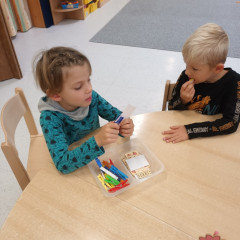 Co přinášíš podzime, to se brzy dozvíme 25/26 Kytičky