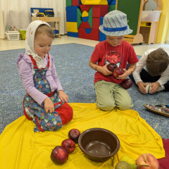 Co přinášíš podzime, to se brzy dozvíme 25/26 Sluníčka