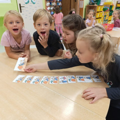 Co přinášíš podzime, to se brzy dozvíme 25/26 Kytičky