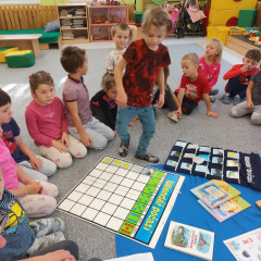 Co přinášíš podzime, to se brzy dozvíme 25/26 Kytičky