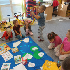 Co přinášíš podzime, to se brzy dozvíme 25/26 Kytičky