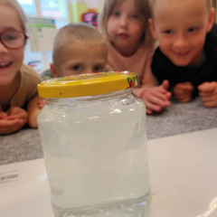 Co přinášíš podzime, to se brzy dozvíme 25/26 Kytičky