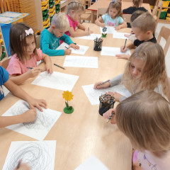 Co přinášíš podzime, to se brzy dozvíme 25/26 Kytičky