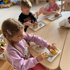 III. třída Co přinášíš podzime, to se brzy dozvíme