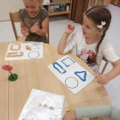 Co přinášíš podzime, to se brzy dozvíme 25/26 Kytičky