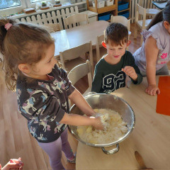 III. třída Co přinášíš podzime, to se brzy dozvíme