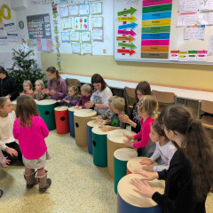 Vánoční dopoledne na ZŠ Komenského - Kytičky a Sluníčka