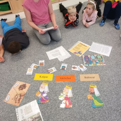 Kytičky -  Bílá paní zima jede na saních /26