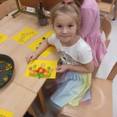 Kytičky -  Bílá paní zima jede na saních /26