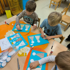 Sluníčka -  Bílá paní zima jede na saních /26