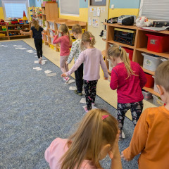 Sluníčka -  Bílá paní zima jede na saních /26