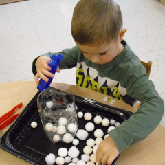 Berušky -  Bílá paní zima jede na saních /26