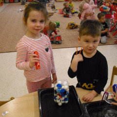 Berušky -  Bílá paní zima jede na saních /26