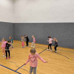 Sluníčka -  Bílá paní zima jede na saních /26