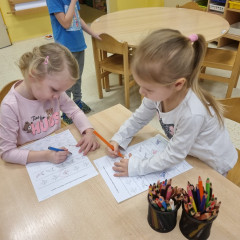 Sluníčka -  Bílá paní zima jede na saních /26