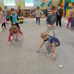 Kytičky -  Bílá paní zima jede na saních /26