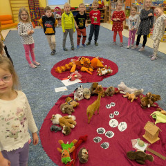 Sluníčka -  Bílá paní zima jede na saních /26