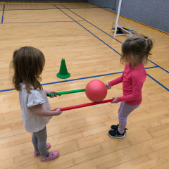 Sluníčka -  Bílá paní zima jede na saních /26