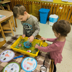 Sluníčka -  Bílá paní zima jede na saních /26