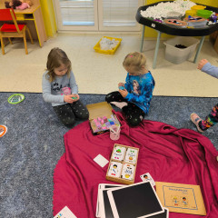 Sluníčka -  Bílá paní zima jede na saních /26