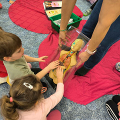 Sluníčka -  Bílá paní zima jede na saních /26