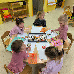 Sluníčka -  Bílá paní zima jede na saních /26