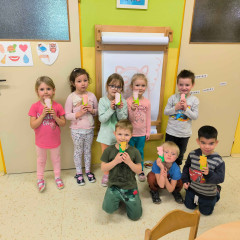 Sluníčka -  Bílá paní zima jede na saních /26