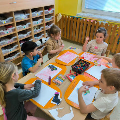 Sluníčka -  Bílá paní zima jede na saních /26