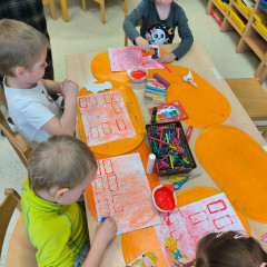 Sluníčka -  Bílá paní zima jede na saních /26