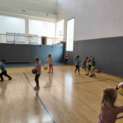 Sluníčka -  Bílá paní zima jede na saních /26