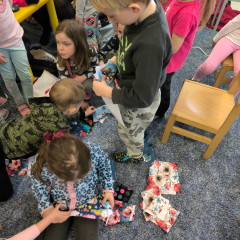 Sluníčka -  Bílá paní zima jede na saních /26