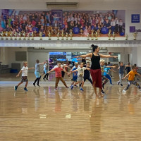 Stříháme, lepíme, mačkáme, modelujeme.  3. Třída