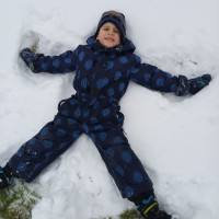 Mraveneček stůně dál